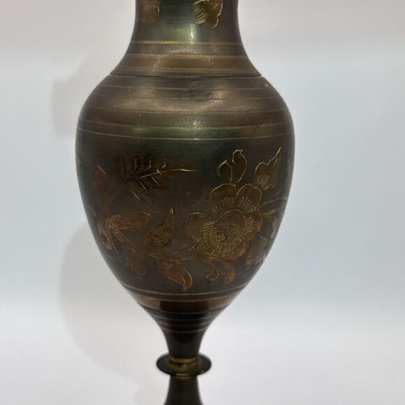 Antique Engraved Solid Brass Vase Made In India - Picture 2 of 5